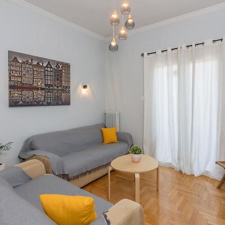 Kerameikos Metro Apartment For 4 Афіни Екстер'єр фото
